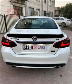 نيسان ألتيما